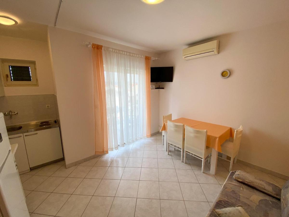 Apartments Pulic ซาบอริซ ภายนอก รูปภาพ